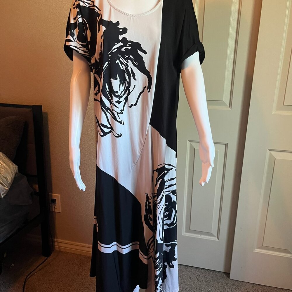 Tekbika by Alembika Short sleeve dress